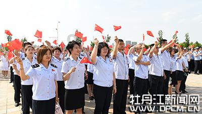 炮轰男爵